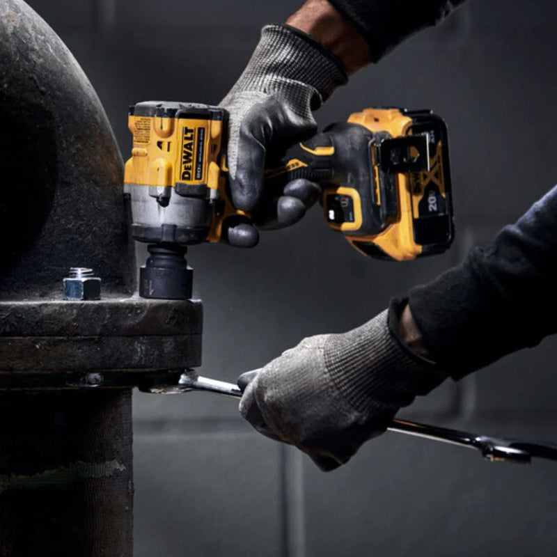 CHAVE DE IMPACTO 1/2 DCF922 20V MAX 406NM ATOMIC S/ BATERIA DEWALT 220V