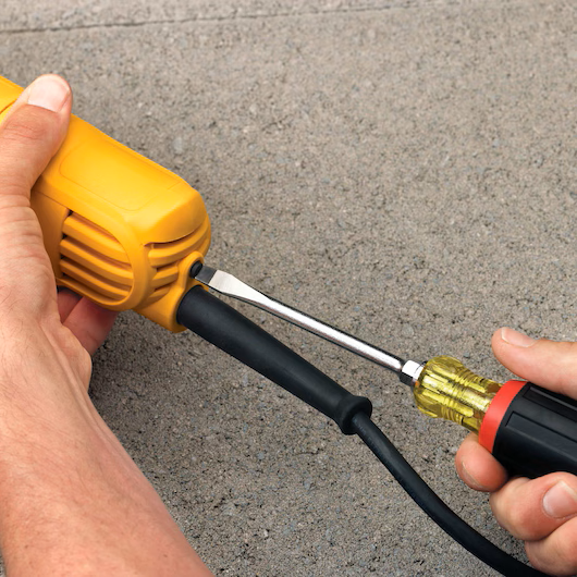 ESMERILHADEIRA 4 1/2 DWE4120B2B 900W 220V DEWALT